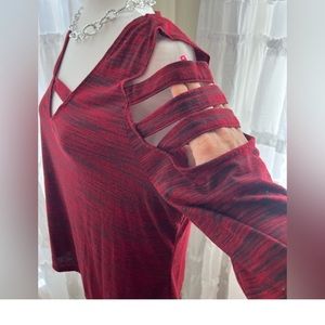 Rock & Republic Long Sleeve Chicago Red Cold Shoulder/ Strap Top